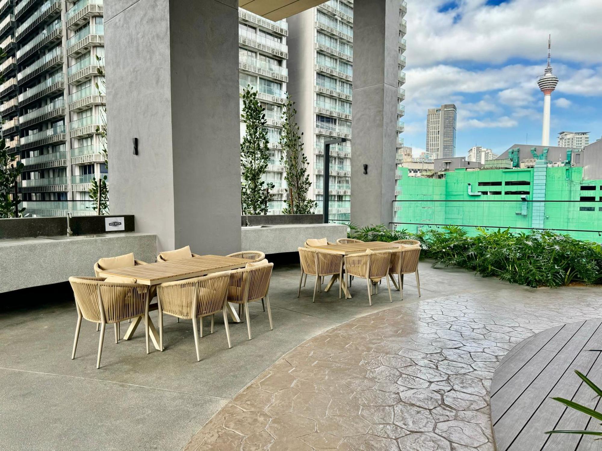 Axon Residence By Luxury Suites Kuala Lumpur Exterior photo