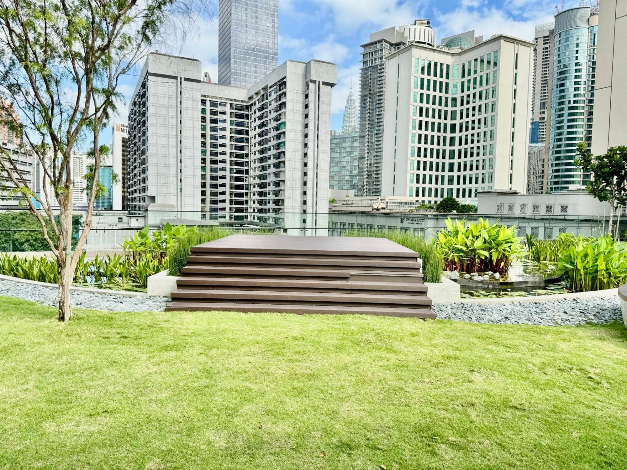 Axon Residence By Luxury Suites Kuala Lumpur Exterior photo